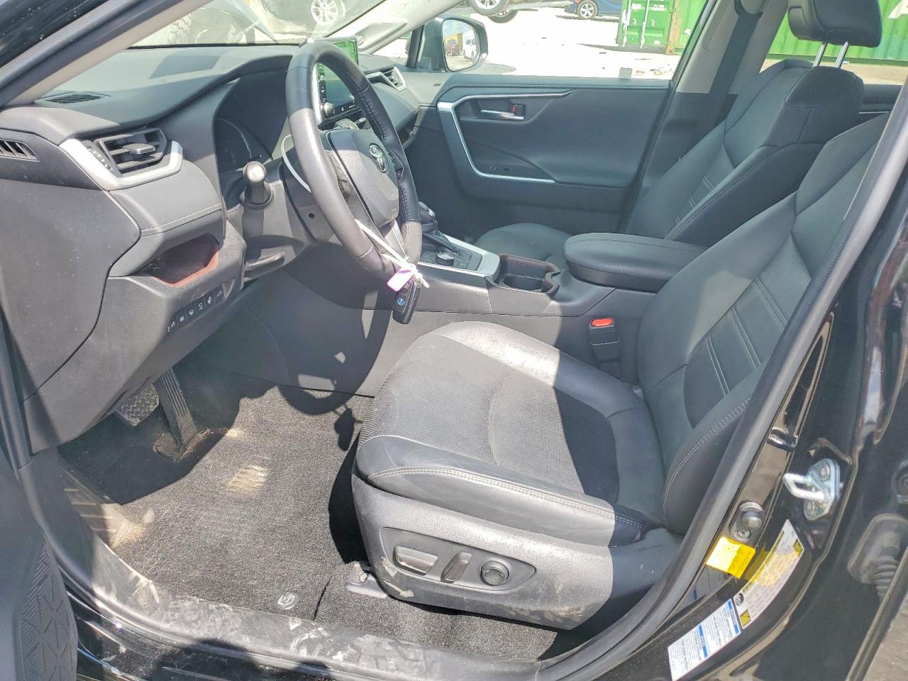2021 TOYOTA RAV4 Limited HV