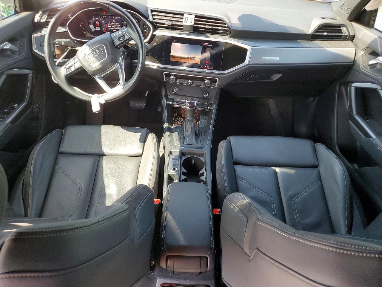 2022 AUDI Q3