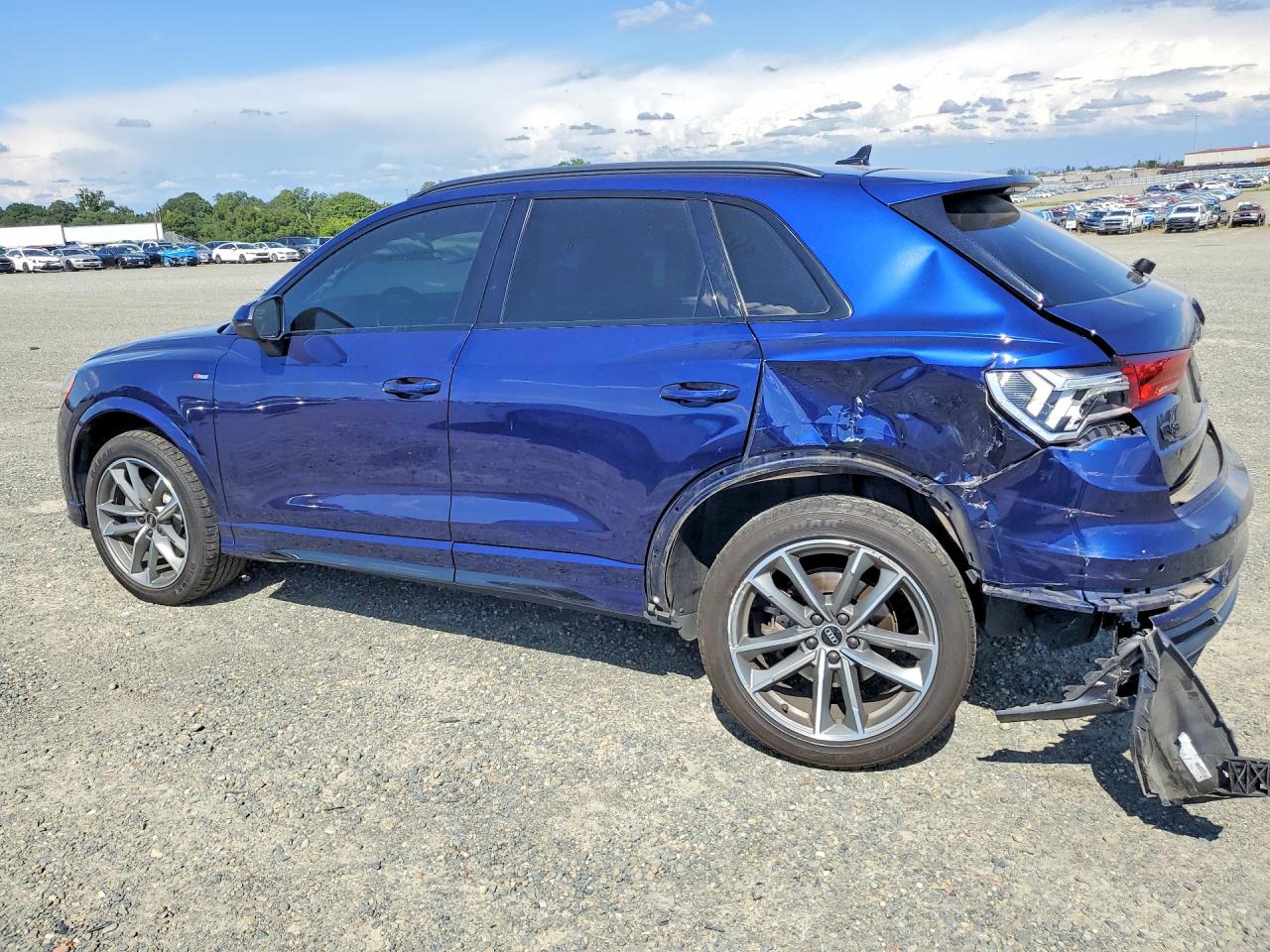 2022 AUDI Q3