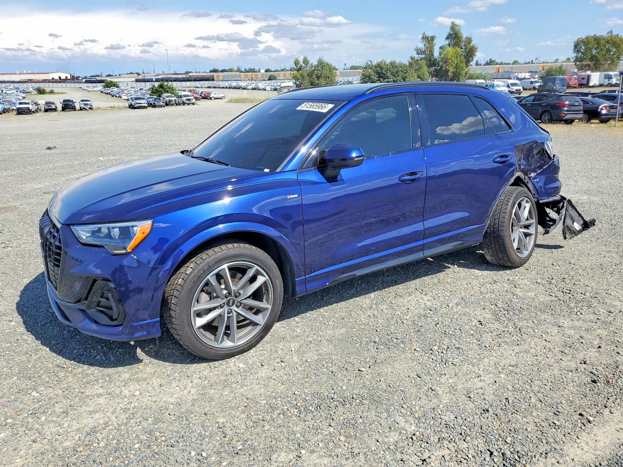 2022 AUDI Q3