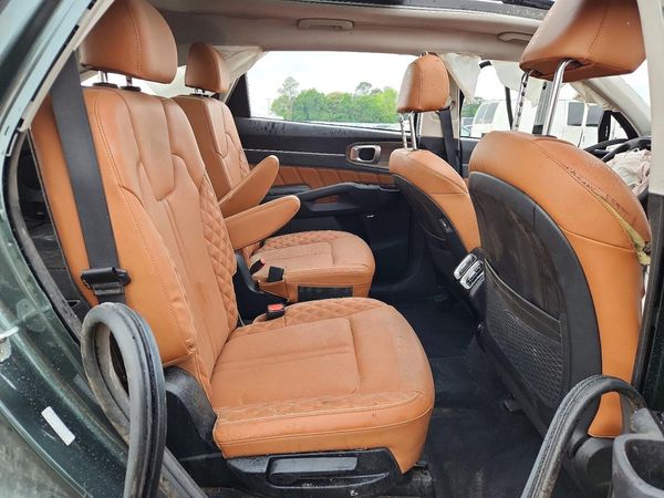 2022 KIA SORENTO