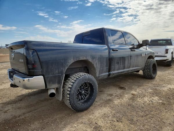 2015 RAM 3500 SLT