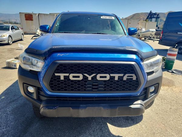 2017 TOYOTA TACOMA