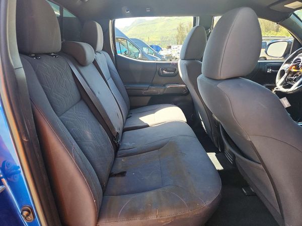 2017 TOYOTA TACOMA