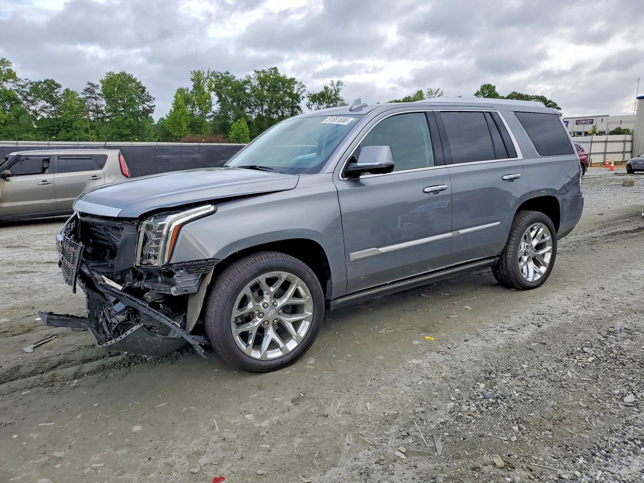 2020 CADILLAC ESCALADE Premium Luxury — Front 3/4