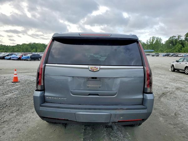2020 CADILLAC ESCALADE Premium Luxury — DIRR