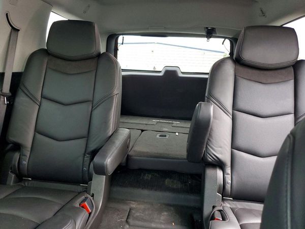 2020 CADILLAC ESCALADE Premium Luxury — SUVN