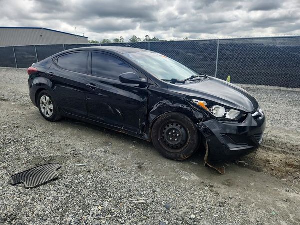 2016 HYUNDAI ELANTRA