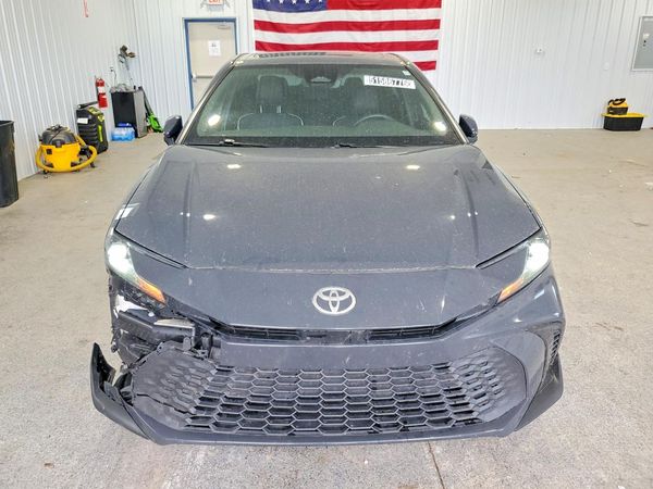 2025 TOYOTA CAMRY