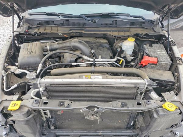 2017 RAM 1500 LARAMIE CREW CAB 4X4