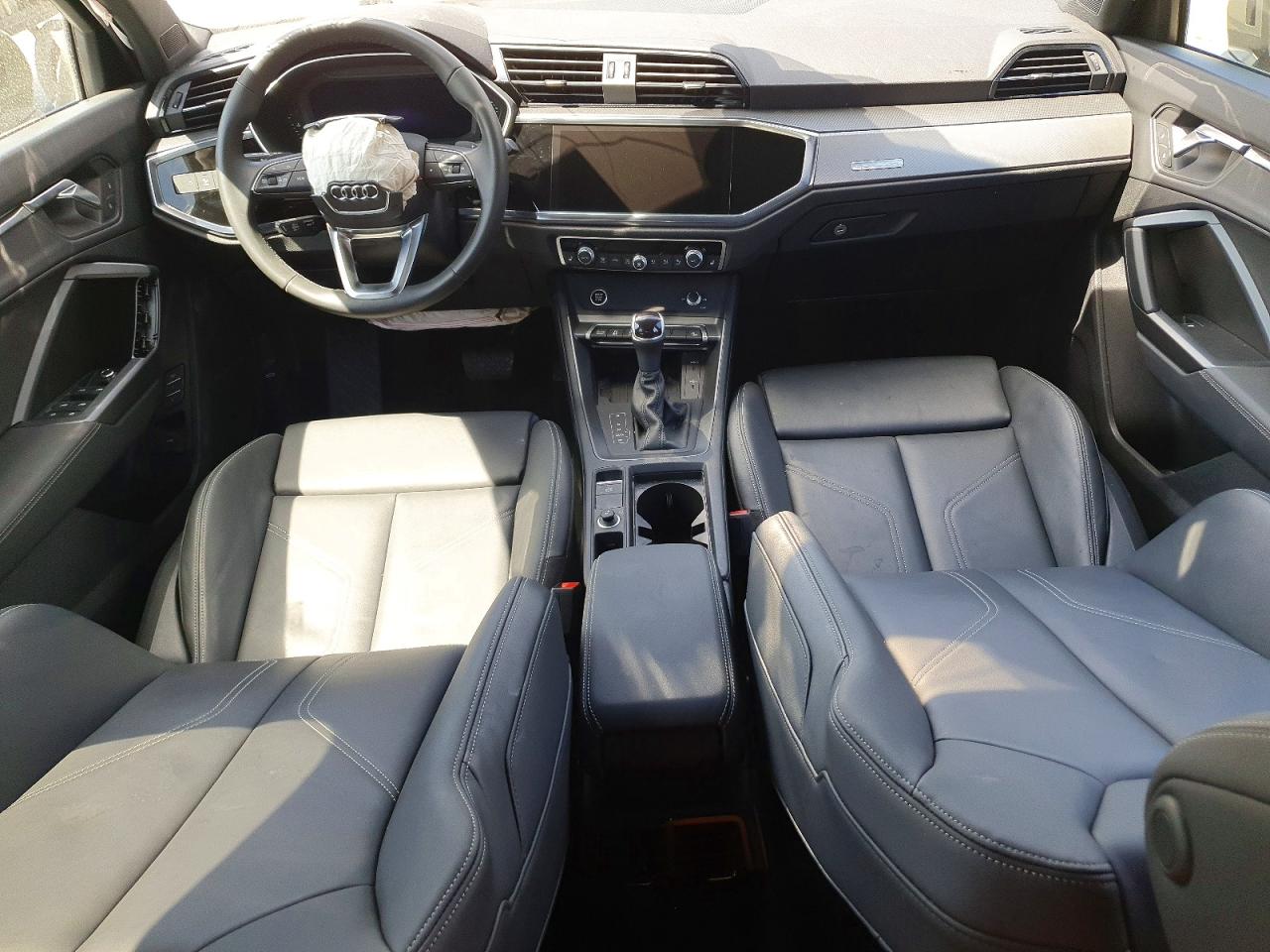 2025 AUDI Q3 S Line quattro Premium