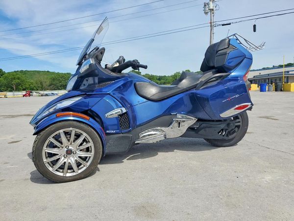 2017 CAN-AM SPYDER ROADSTER