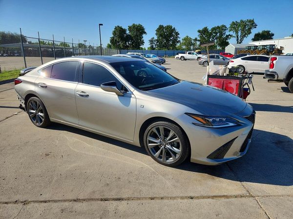 2019 LEXUS ES 350