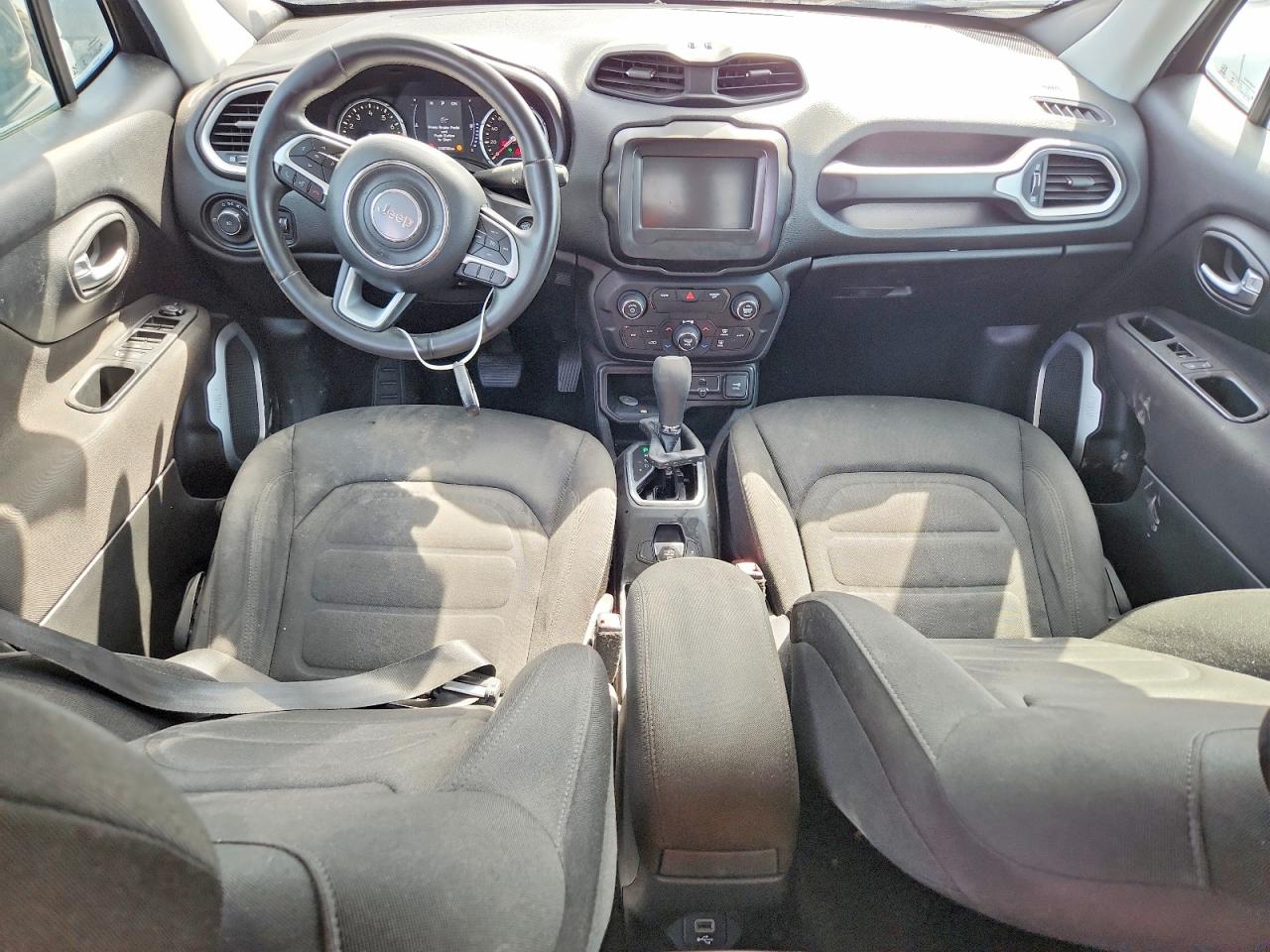 2018 JEEP RENEGADE LATITUDE 4X2