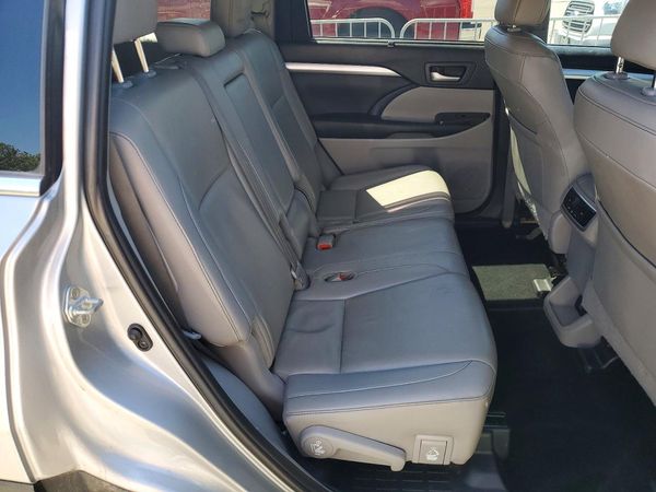2019 TOYOTA HIGHLANDER SE/XLE