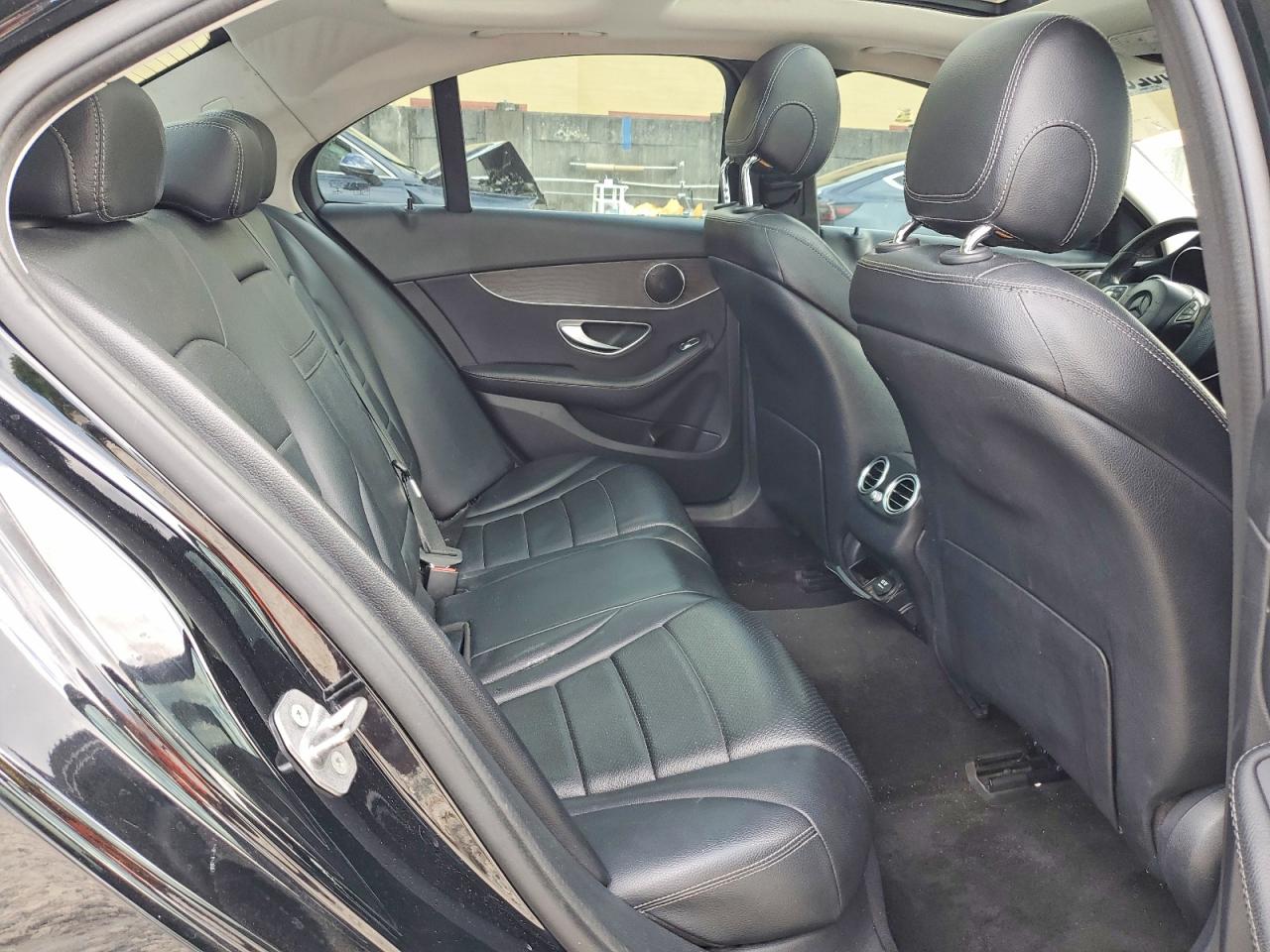 2017 MERCEDES-BENZ C C300