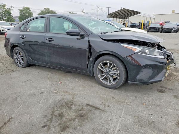 2022 KIA FORTE