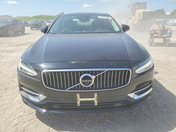 2019 VOLVO S90 Inscription