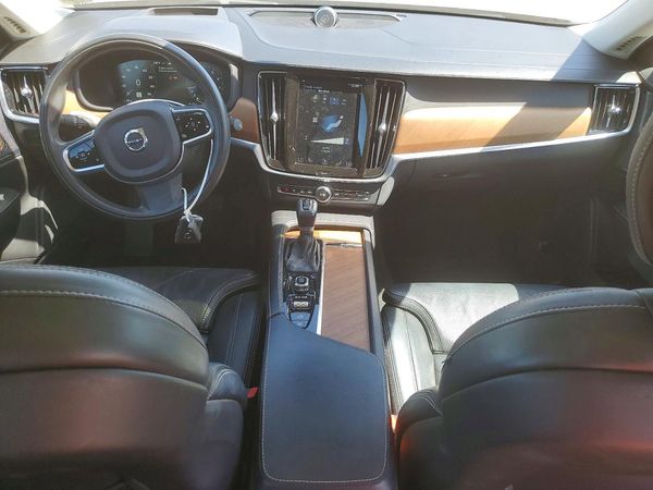 2019 VOLVO S90 Inscription