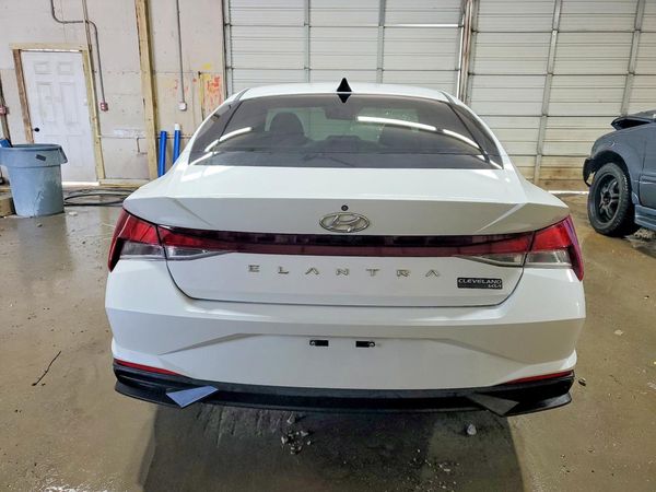 2021 HYUNDAI ELANTRA