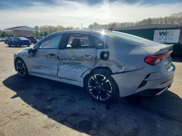 2021 KIA K5