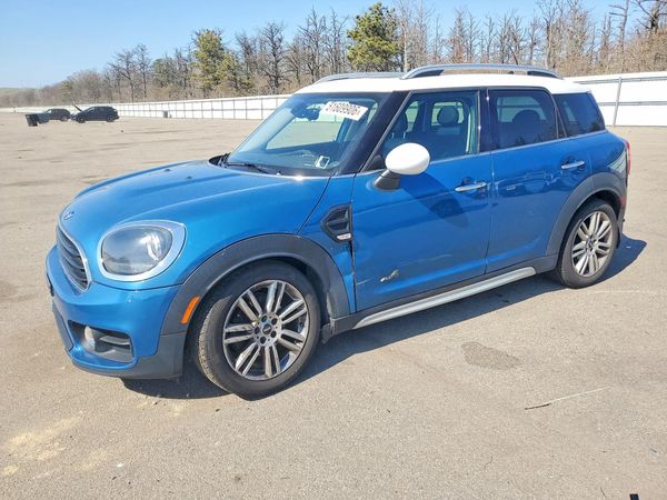 2017 MINI COOPER