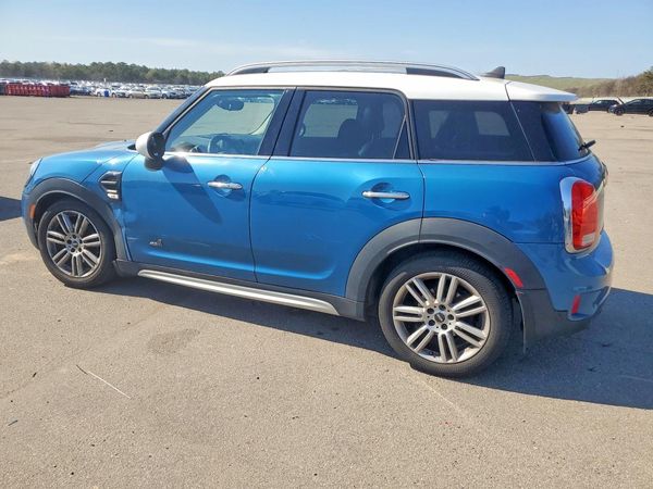 2017 MINI COOPER