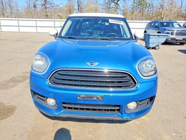 2017 MINI COOPER