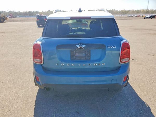 2017 MINI COOPER