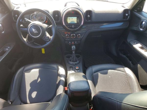 2017 MINI COOPER