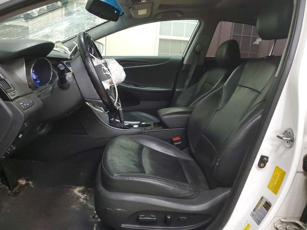 2012 HYUNDAI SONATA Middle level