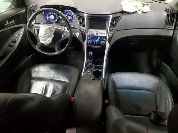 2012 HYUNDAI SONATA Middle level