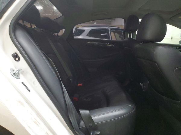 2012 HYUNDAI SONATA Middle level