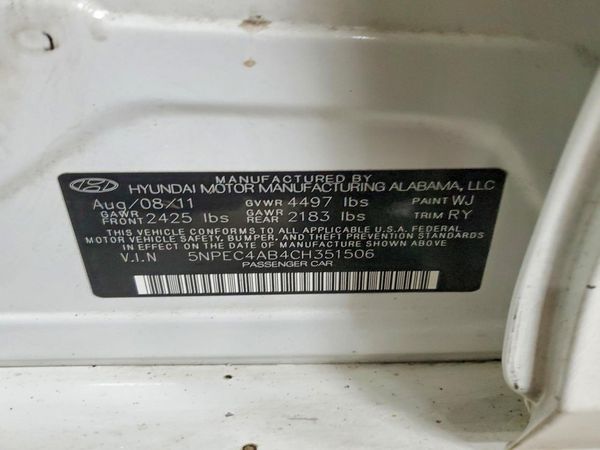 2012 HYUNDAI SONATA Middle level
