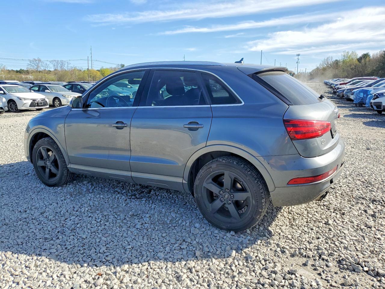 2015 AUDI Q3