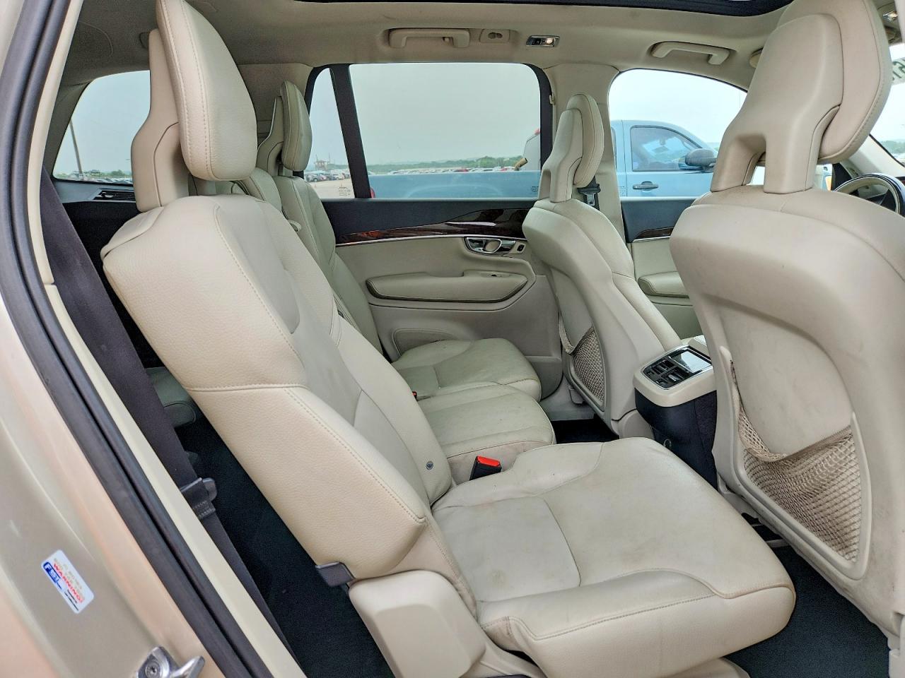 2016 VOLVO XC90 SV42 Momentum