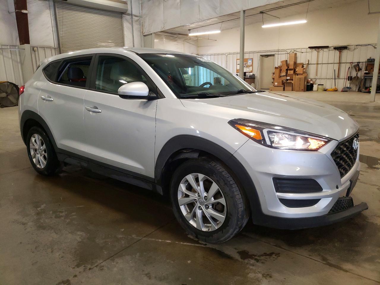 2019 HYUNDAI TUCSON SE