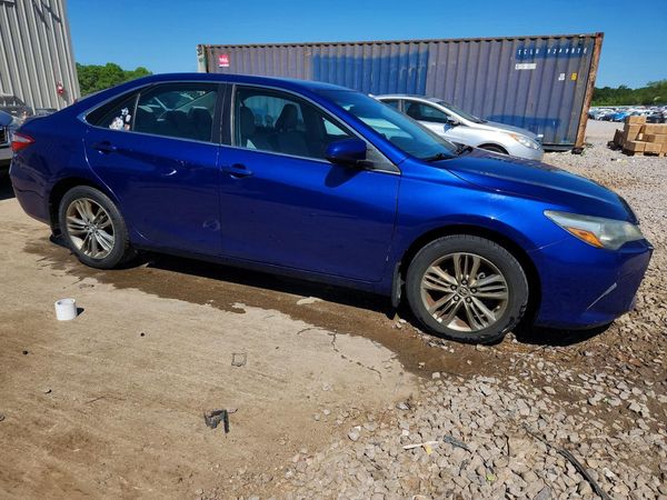 2016 TOYOTA CAMRY