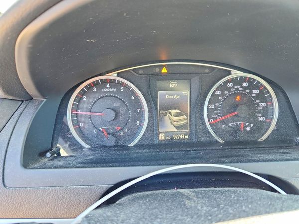2016 TOYOTA CAMRY