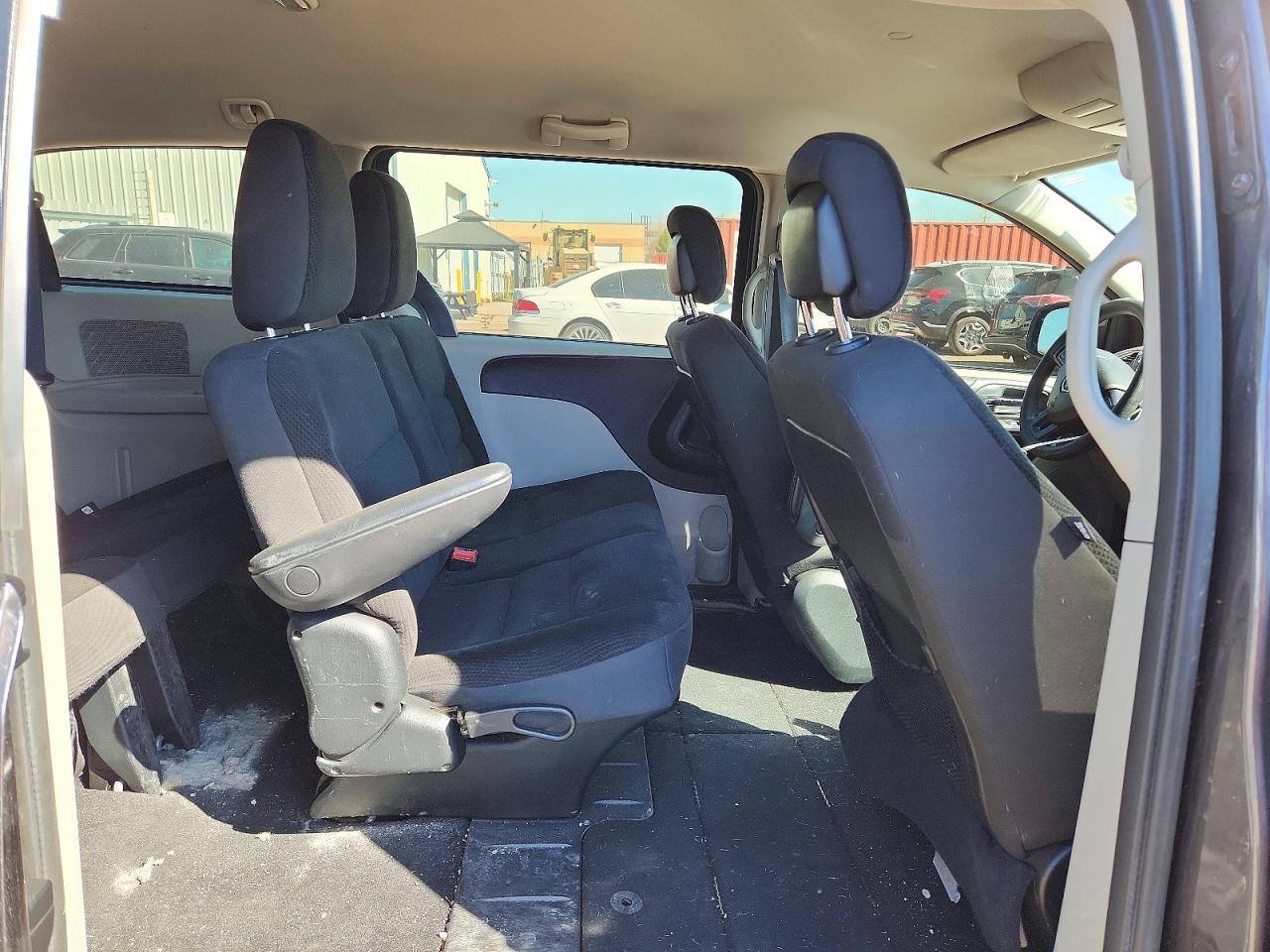 2018 DODGE GRAND CARAVAN SE