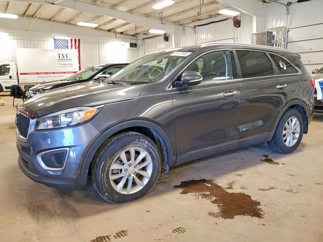 2018 KIA SORENTO L, LX