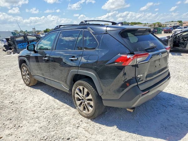 2021 TOYOTA RAV4 Limited