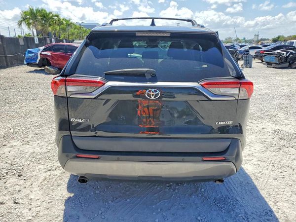 2021 TOYOTA RAV4 Limited