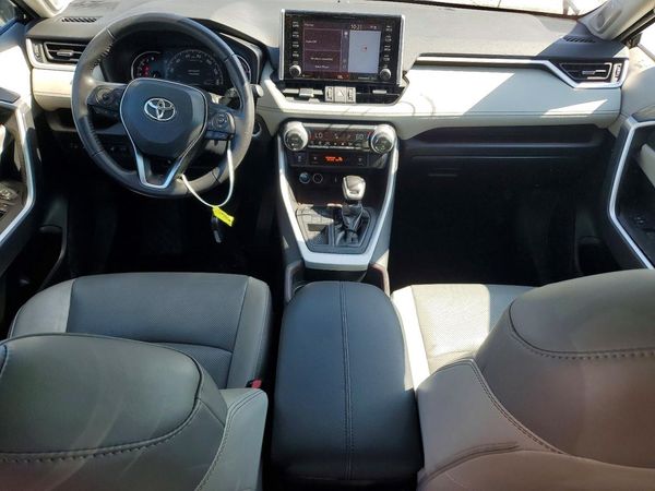 2021 TOYOTA RAV4 Limited