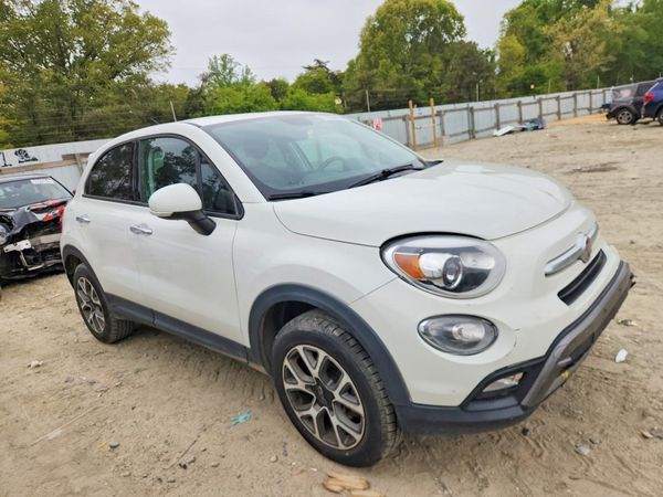 2016 FIAT 500 TREKKING — Passenger 3/4