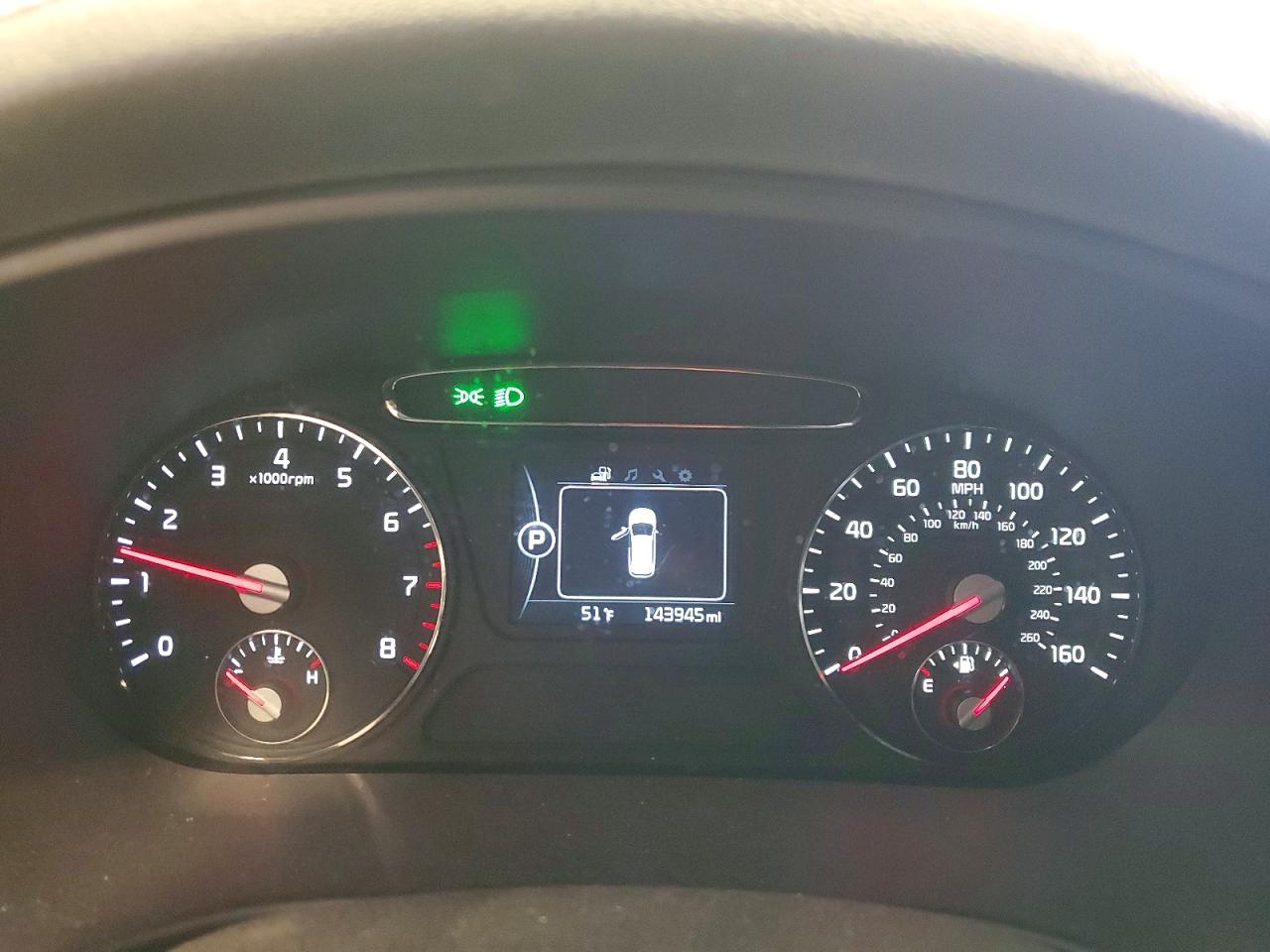 2016 KIA SORENTO L / LX