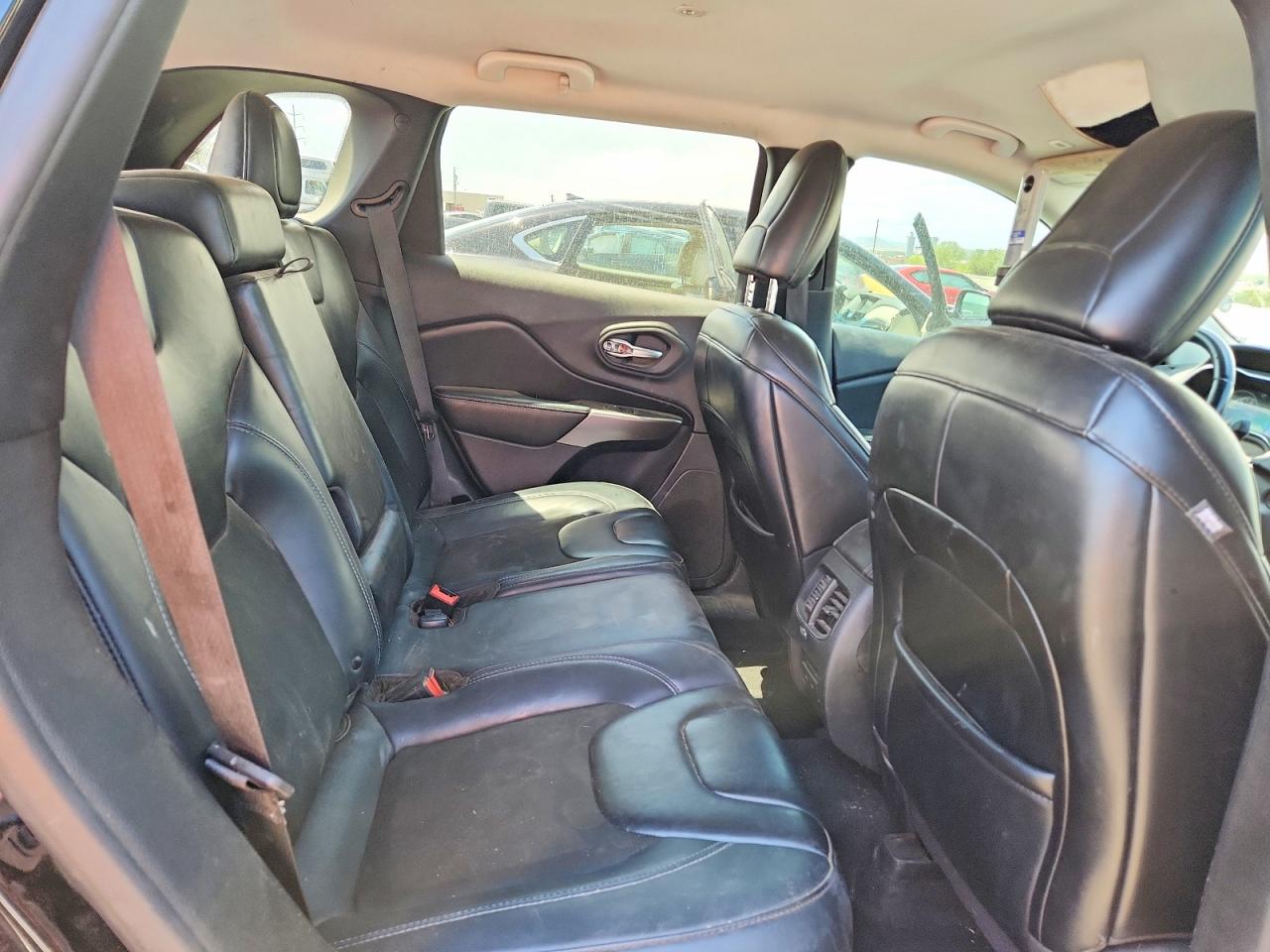 2019 JEEP CHEROKEE LATITUDE PLUS FWD