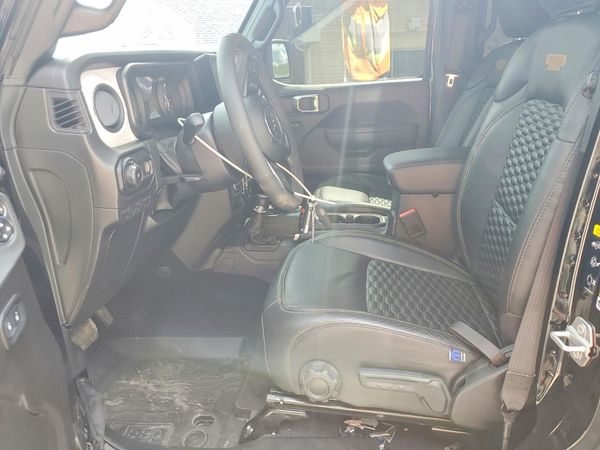 2025 JEEP WRANGLER