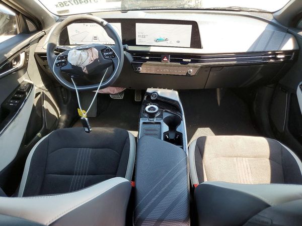 2024 KIA EV6