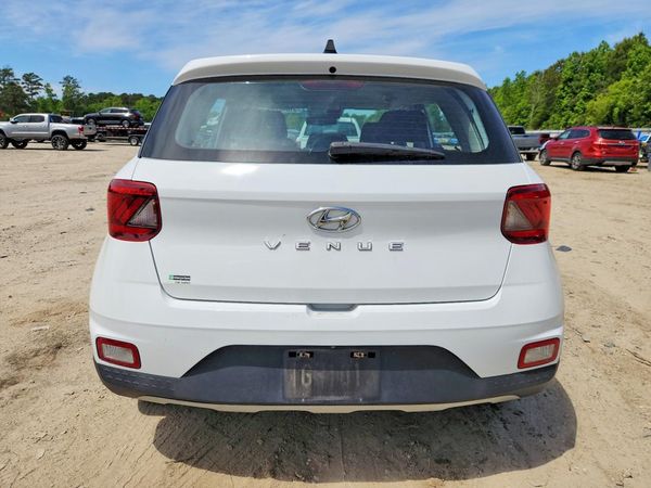 2021 HYUNDAI VENUE